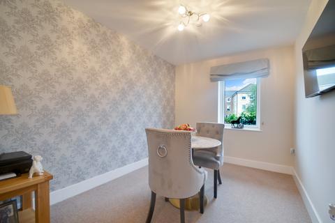 2 bedroom apartment for sale, at 39 Greenfields, Theedway, Leighton Buzzard LU7