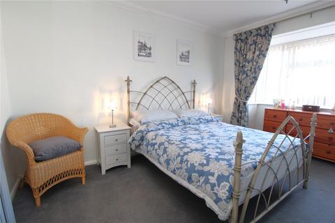 2 bedroom bungalow for sale, Feverills Road, Little Clacton, Clacton-on-Sea, Essex, CO16