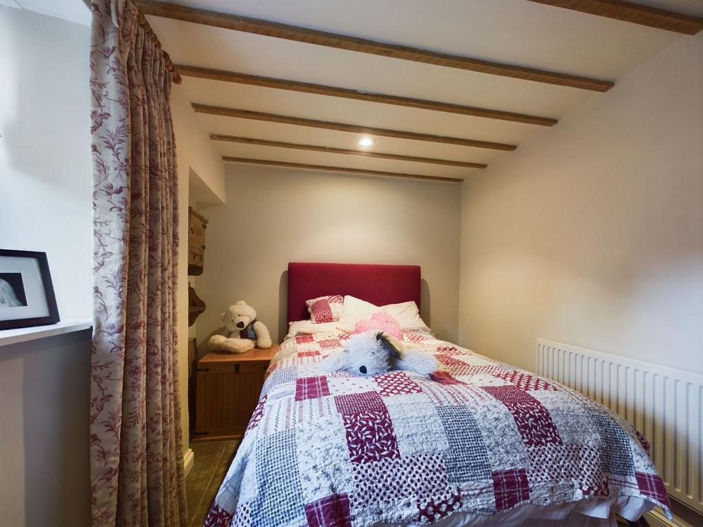 STUDY ( currently used as a bedroom)