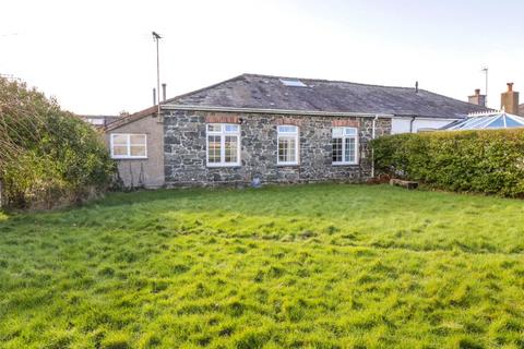 3 bedroom semi-detached house for sale, Sandilands Cottages, Tywyn, Gwynedd, LL36