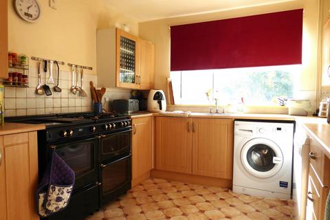 3 bedroom end of terrace house for sale, Crouch Hill Road, Banbury