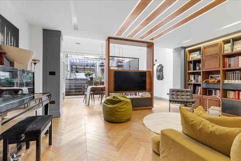 undefined, Vicarage Gate, Kensington, London, Royal Borough of Kensington and Chelsea, W8