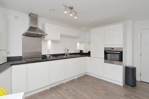 Flat 3, 26 Ashley Place, Edinburgh, EH6 5GB