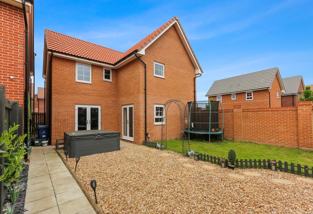 Garland Road, Rossington, Doncaster, Yorkshire 4 bed detached house for