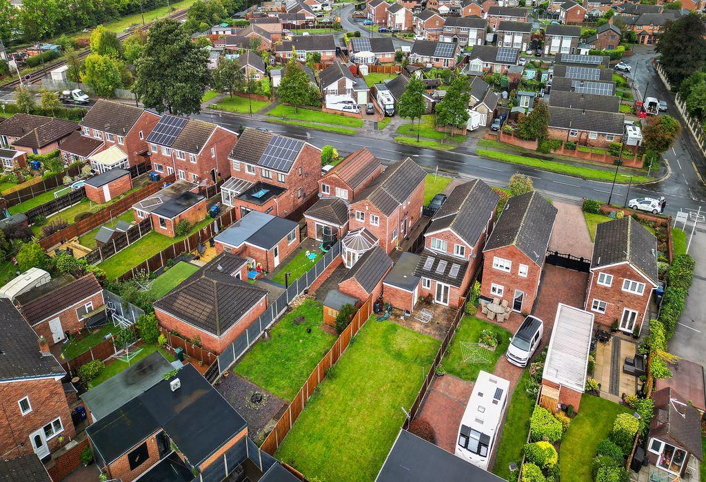Station Road, Rossington, Doncaster, South Yorkshire 4 bed detached