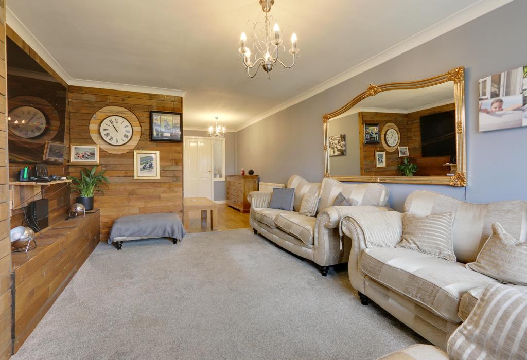 Station Road, Rossington, Doncaster, South Yorkshire 4 bed detached