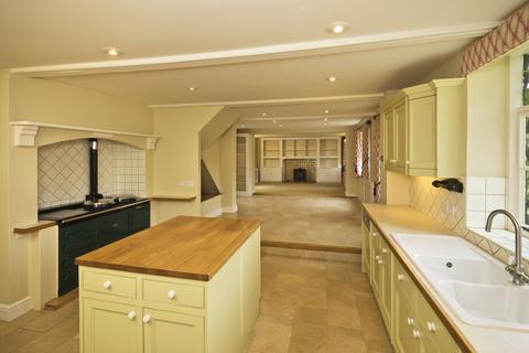6 bedroom country house for sale - Bury St Edmunds IP30