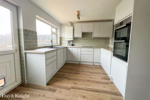 3 bedroom terraced house for sale - Denmark Road, Lowestoft, Suffolk, NR32 2EL