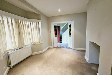 4 bedroom semi-detached house to rent, HAMPSTEAD WAY, LONDON, NW11