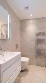 42 Allan Way, London, W3 0PN