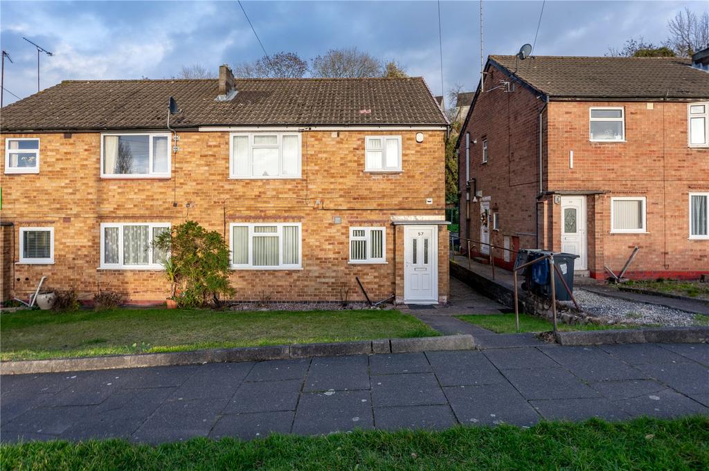 Leach Green Lane, Rednal, Birmingham, West Midlands, B45 1 bed apartment for sale £115,000