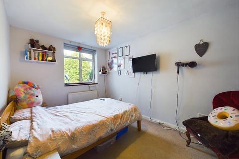 9 Egerton Close, Pinner, HA5 2LP