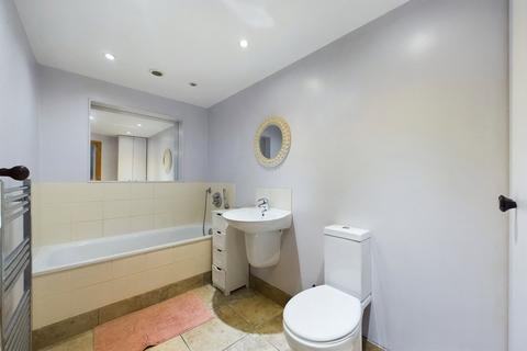 9 Egerton Close, Pinner, HA5 2LP
