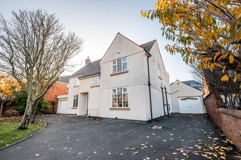 4 bedroom detached house for sale, Clifton Drive North, Lytham St Annes, FY8