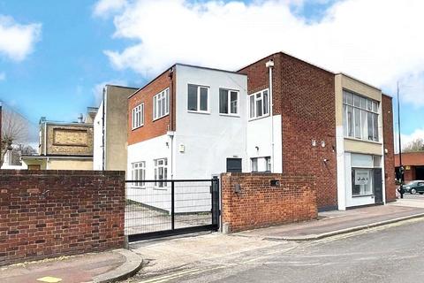 Office to rent, London Road, Southend-on-Sea, Essex, SS1