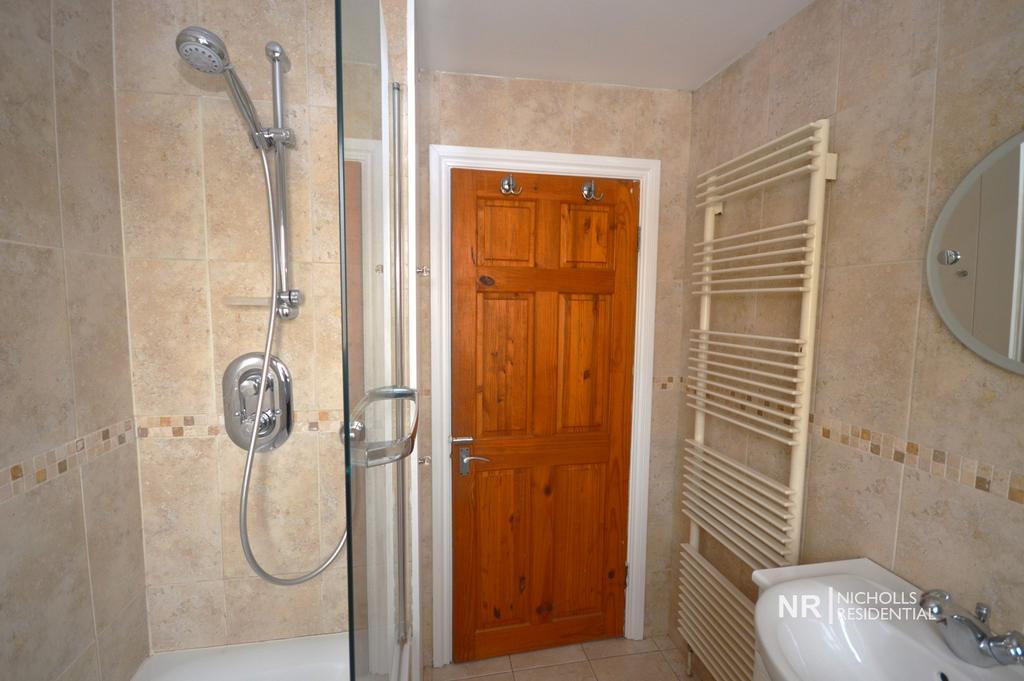 Bathroom Extra Photo