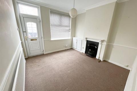 2 bedroom terraced house for sale, Tudor Road, Leicester, LE3 5JH