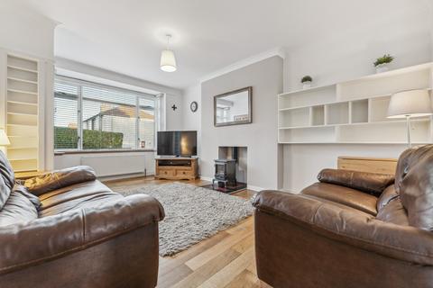 2 Alyth Crescent, Clarkston, Glasgow, G76 8PD