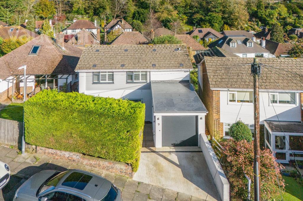 Hillside Way, Withdean, BRIGHTON, BN1 4 bed detached house for sale £