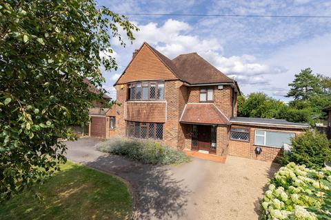 4 bedroom detached house for sale, Tudor Close, Great Bookham, Leatherhead, Surrey, KT23.