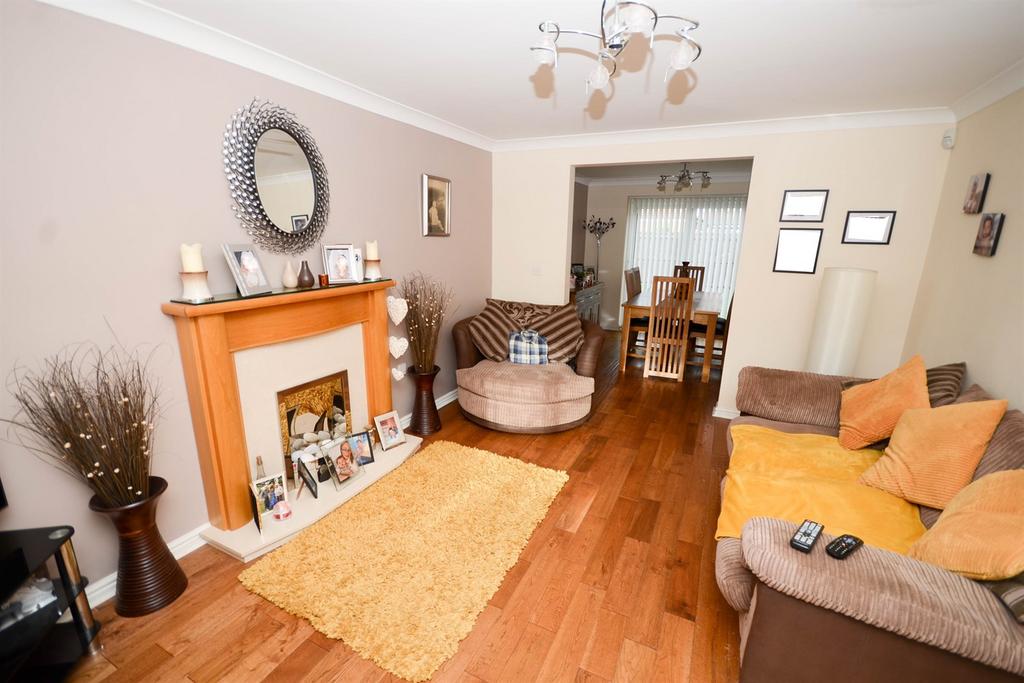Strathmore Gardens, South Shields 5 bed detached house for sale £325,000