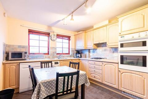 3 bedroom flat to rent, 1307L Orchard Brae Avenue, Edinburgh, EH4 2GB