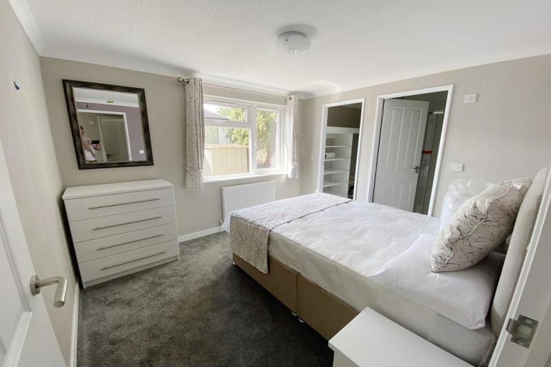 2 Bedroom Park Home - approx 36 x 20