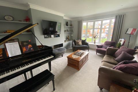 undefined, Sandmoor Close, Leeds, West Yorkshire, LS17