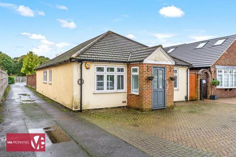 Waltham Abbey - 3 bedroom bungalow for sale