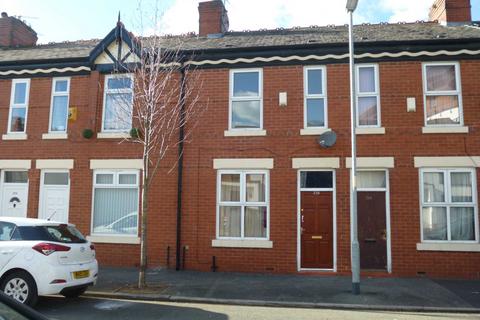 2 bedroom terraced house to rent, Maine Road, Rusholme