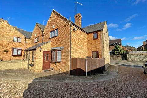 3 bedroom end of terrace house for sale, Gable Court Mews, Weston Favel Village, Northampton, NN3 3NS