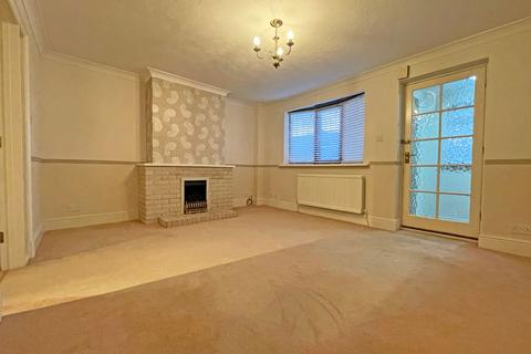 3 bedroom end of terrace house for sale, Gable Court Mews, Weston Favel Village, Northampton, NN3 3NS