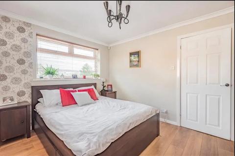 3 Springate Field, Slough, SL3 7DH