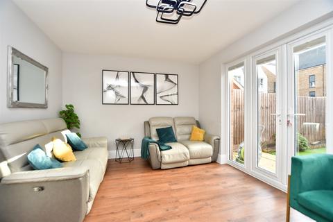 3 Crusade Way, Strood, Rochester, ME2 2ZH