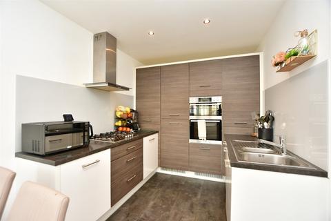 3 Crusade Way, Strood, Rochester, ME2 2ZH