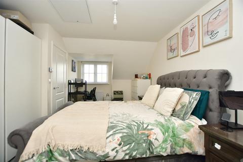 3 Crusade Way, Strood, Rochester, ME2 2ZH