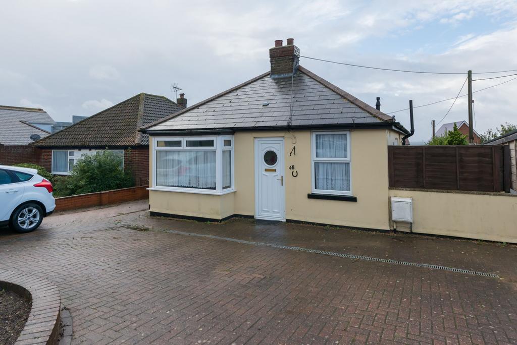 Canterbury Road West, Cliffsend, CT12 2 bed detached bungalow for sale