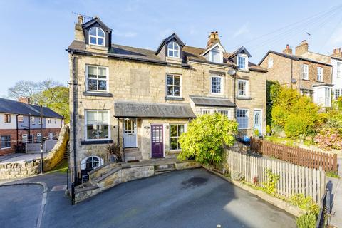 2 bedroom cottage for sale, Briggate, Knaresborough