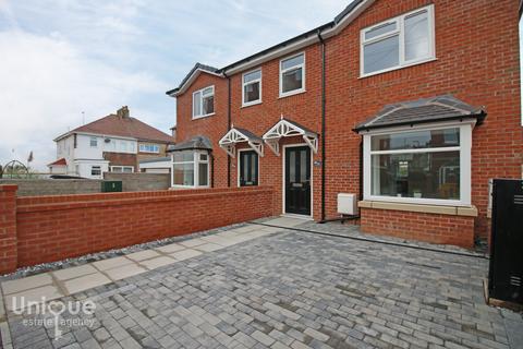 3 bedroom semi-detached house for sale - Pennystone Road, Blackpool, Lancashire, FY2