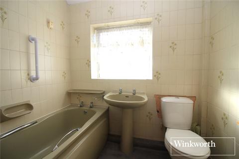 42 Morpeth Avenue, Borehamwood, WD6 4BN