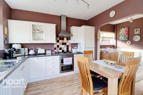 15 Canons Walk, Northampton, NN2 8HR