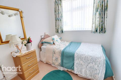 15 Canons Walk, Northampton, NN2 8HR