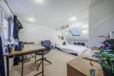 35a Trentham Street, London, SW18 5AS