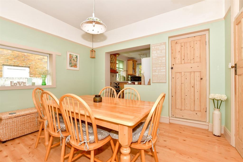 Muir Road, Ramsgate, Kent 3 bed semidetached bungalow for sale £350,000