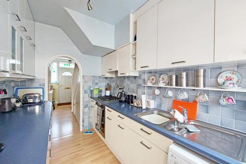 93 Alexandra Avenue, Harrow, HA2 8PX