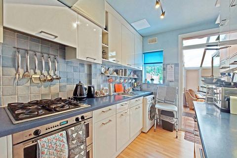 93 Alexandra Avenue, Harrow, HA2 8PX