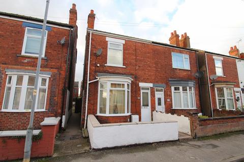 3 bedroom semi-detached house to rent, Grey Street, Gainsborough