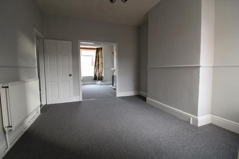 3 bedroom semi-detached house to rent, Grey Street, Gainsborough
