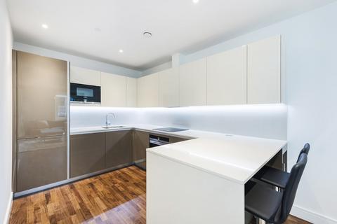 2 bedroom apartment to rent, Meridian House, Battersea Reach