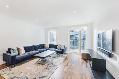 2 bedroom apartment to rent, Meridian House, Battersea Reach
